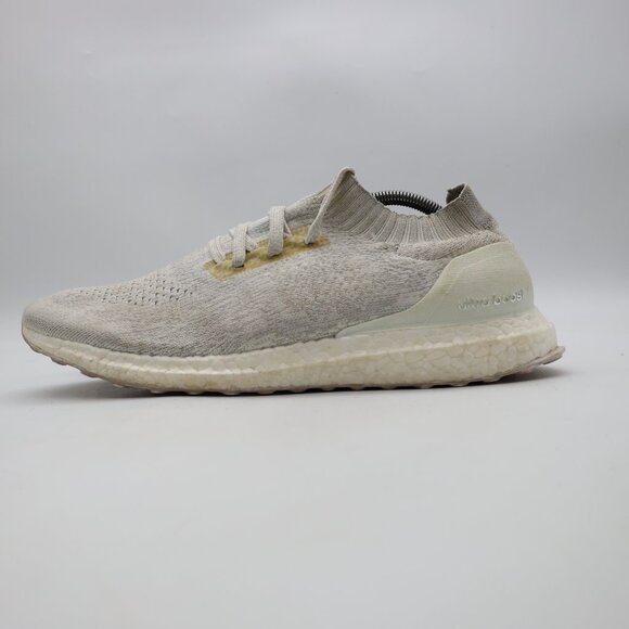 Adidas Ultra Boost Uncaged Men's Size 12 Triple White Running Sneakers BY2549 - Picture 4 of 9